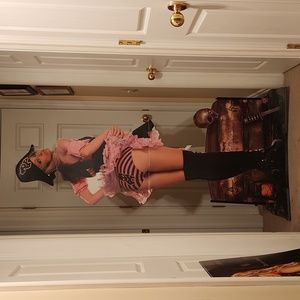 Pirate Wench Lifesize Standee Cutout